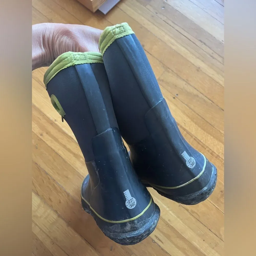 Bogs Kids Grasp Solid waterproof insulated rain snow boots navy blue -30 4 37